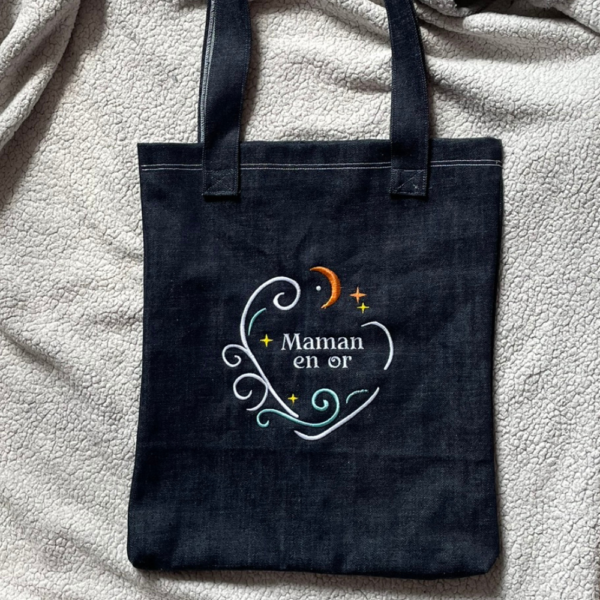 Tote Bag en Jean – Broderie “Maman en or” – Image 2
